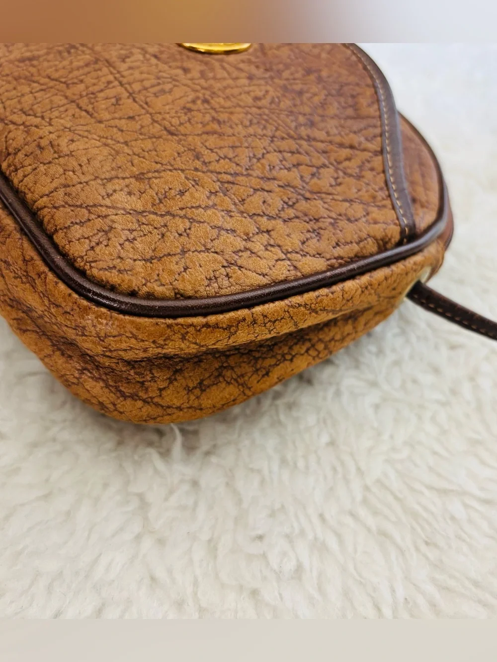 Kangaroo Australia Genuine Brown Leather Small Shoulder Bag 7.5”x7”x2”